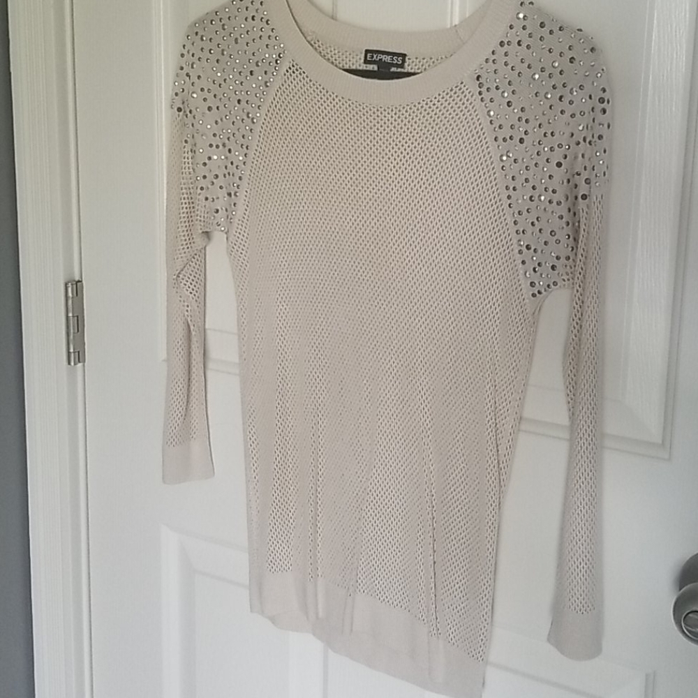Knit sweater with studs
